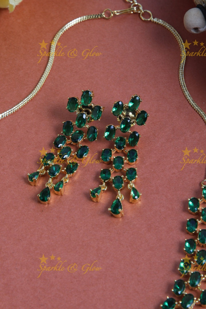 Glorious AD stone necklace with mini stones - Green