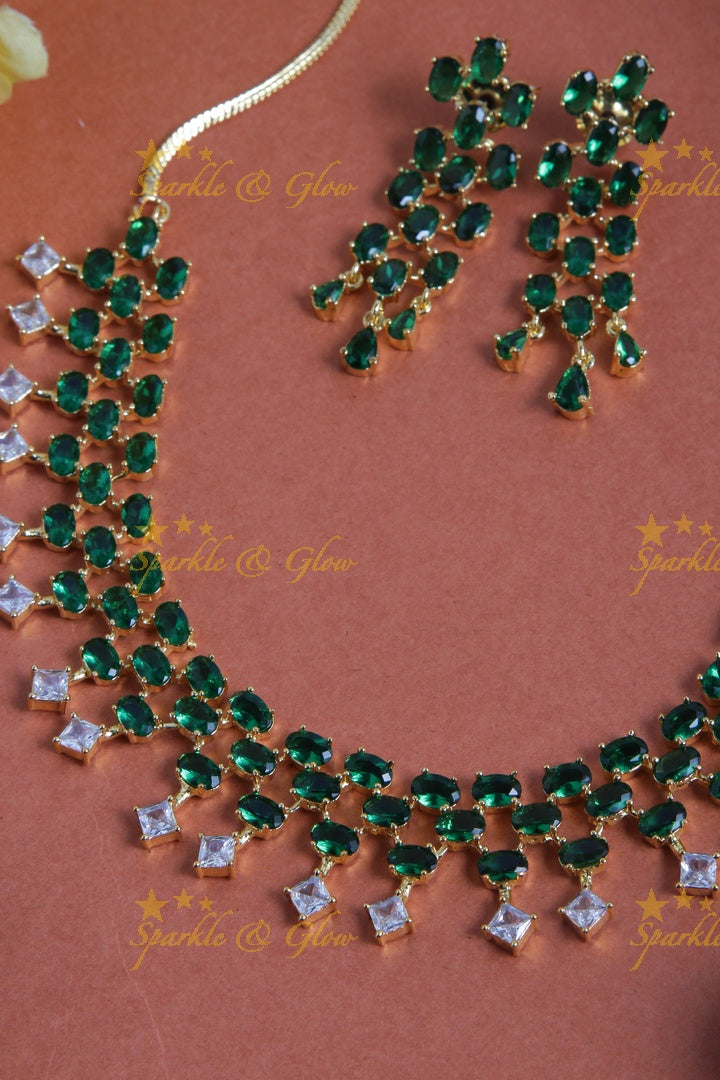 Glorious AD stone necklace with mini stones - Green