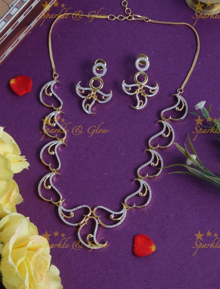Beautiful heart shaped silver AD stone necklace