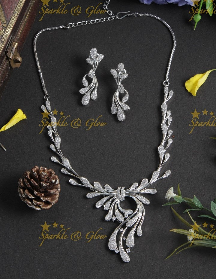 Intricate water drop design AD stone gold necklace