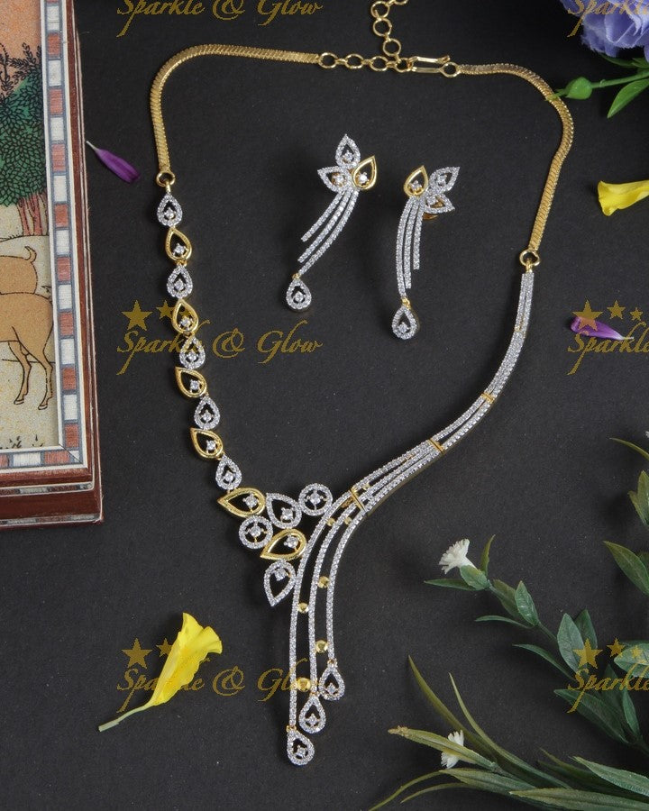 Glorious leaf deisgn AD stone necklace