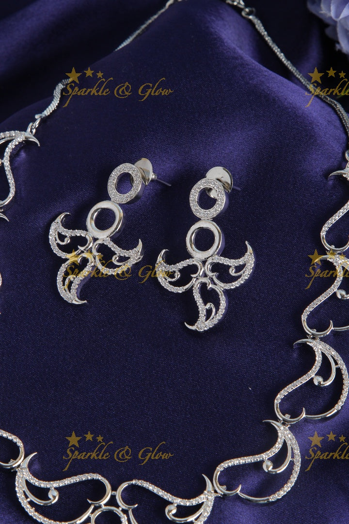 Beautiful heart shaped silver AD stone necklace