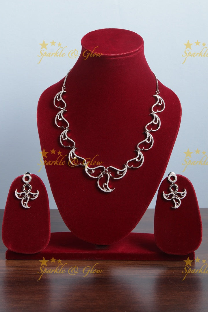 Beautiful heart shaped silver AD stone necklace