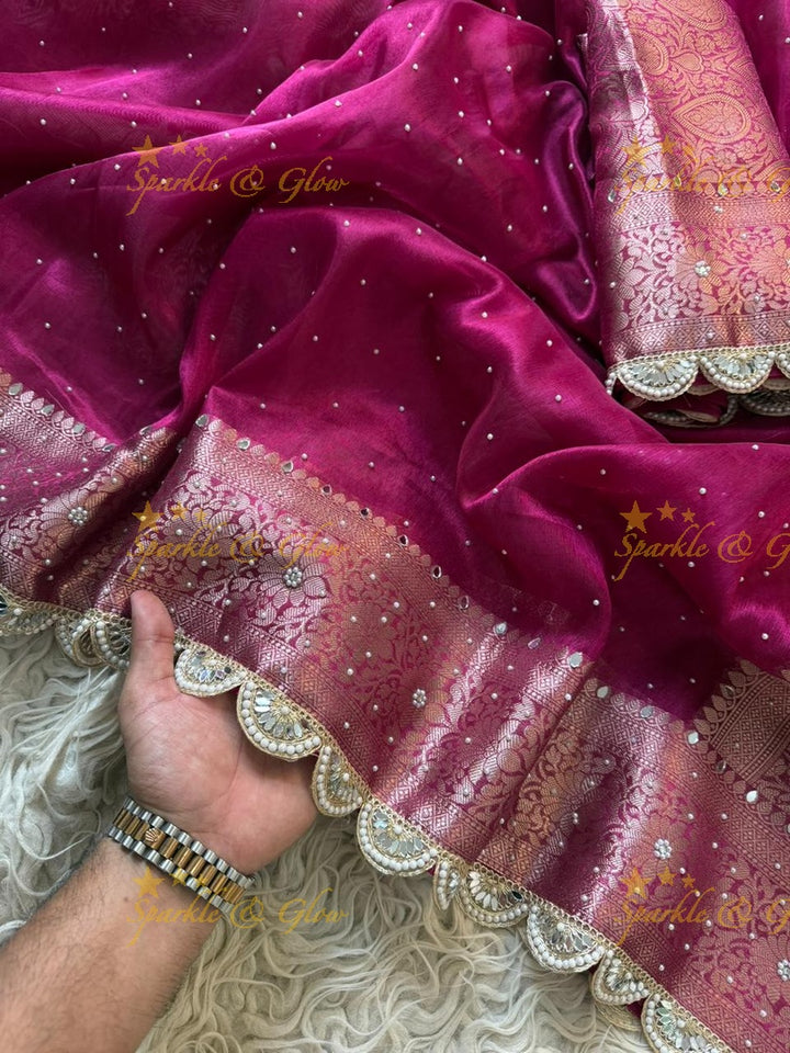 Exquisite Banarasi Tissue Saree with Gold Zari Elegance