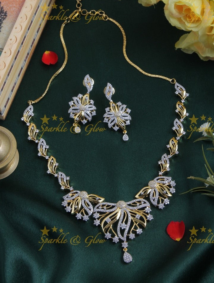 Intricate leaf design AD stone gold necklace