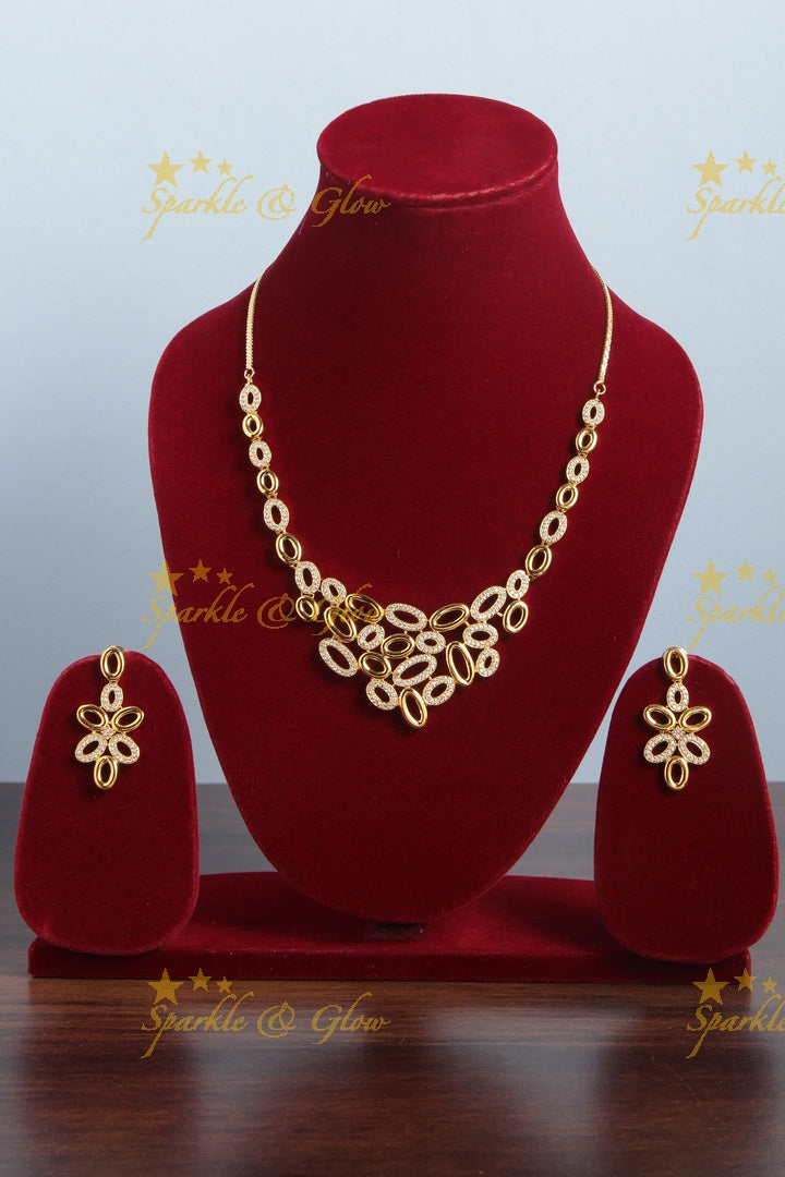 Stunning geometric AD stone necklace
