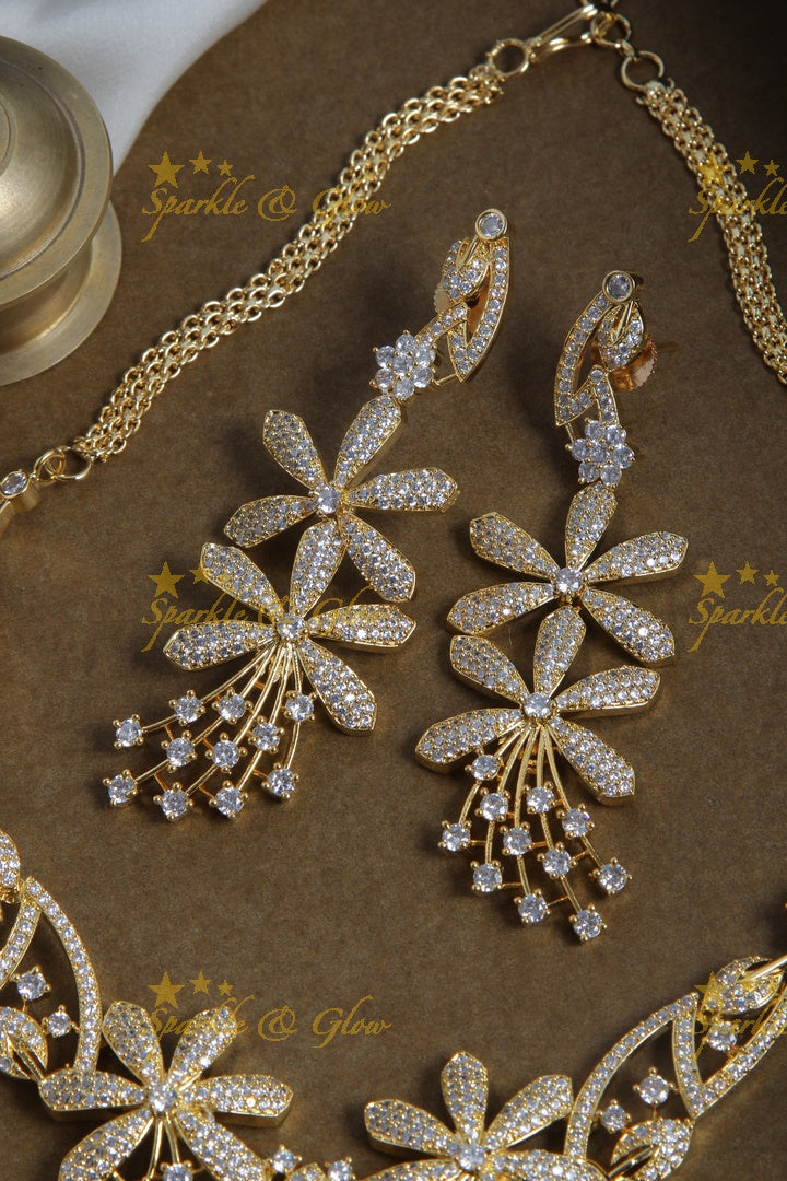 Beautiful floral dual polish gold stone AD necklace