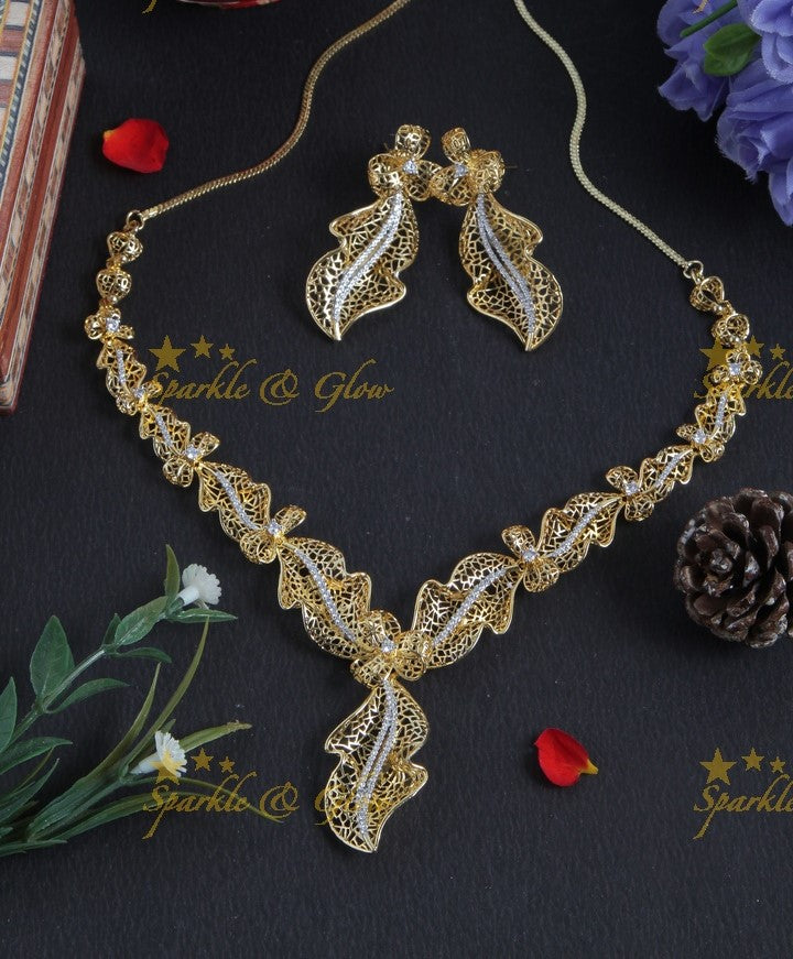Glorious unique design AD stone short necklace