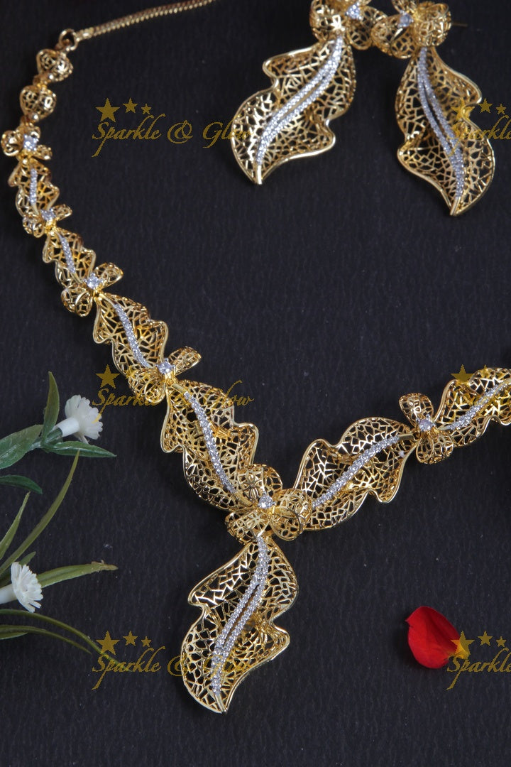 Glorious unique design AD stone short necklace