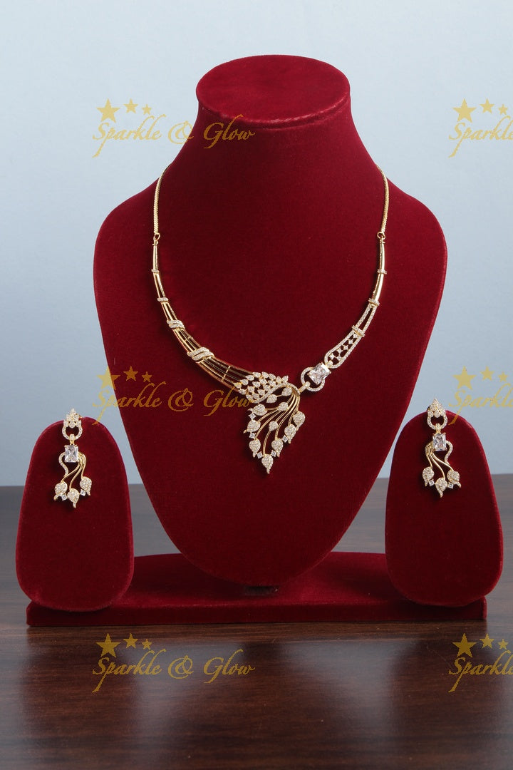 Beautiful dual design AD short necklace