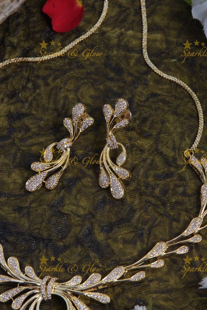 Intricate water drop design AD stone gold necklace