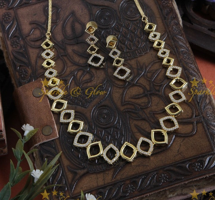 Diamond shape design AD stone short necklace