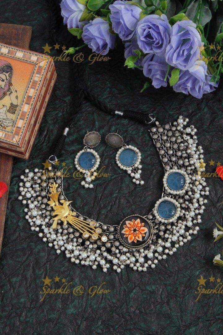 Beautiful silver stone choker with pearls - Blue - Sparkle and Glow