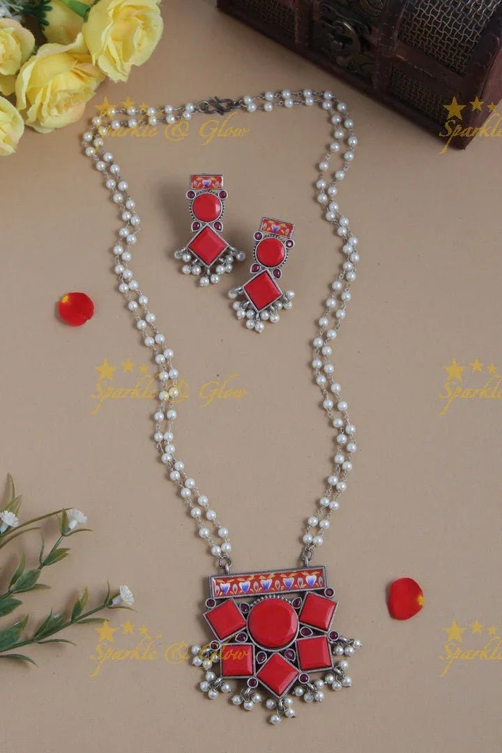 Beautiful pearl necklace with intricate design pendent - Blue - Sparkle and Glow