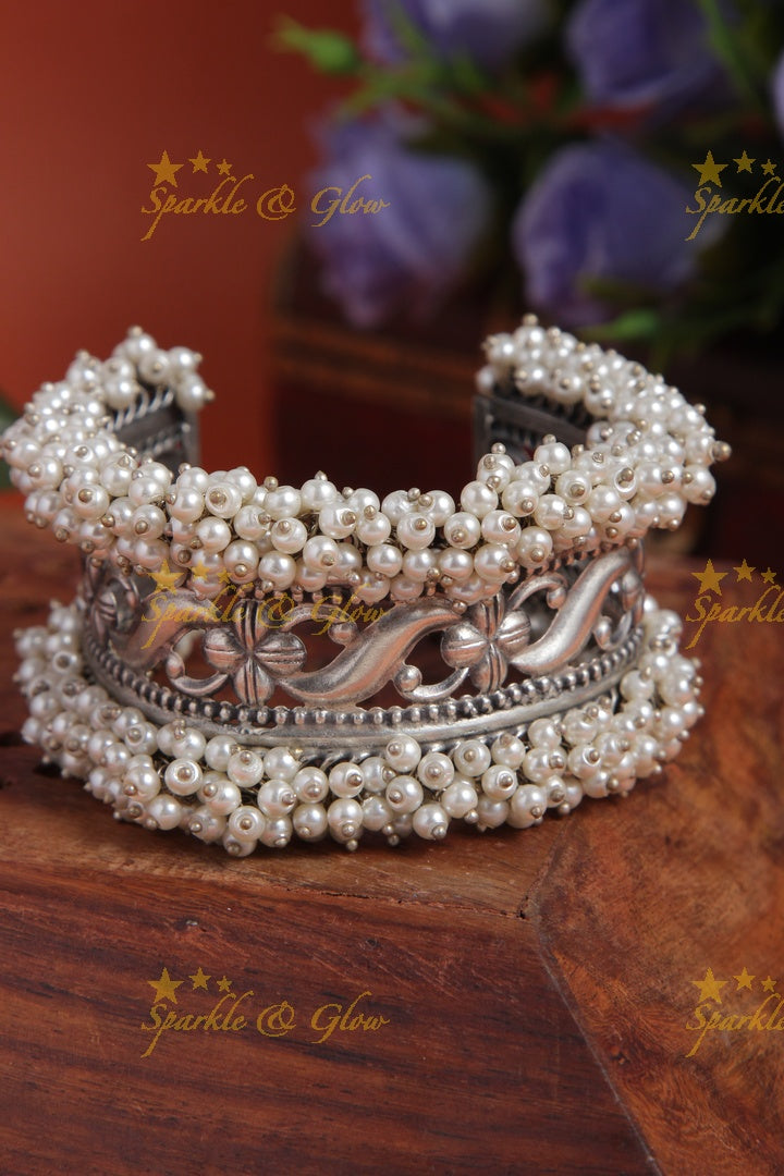 Beautiful silver intricate design pearl cluster bangle