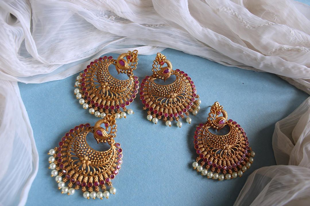 Premium quality matte peacock bali