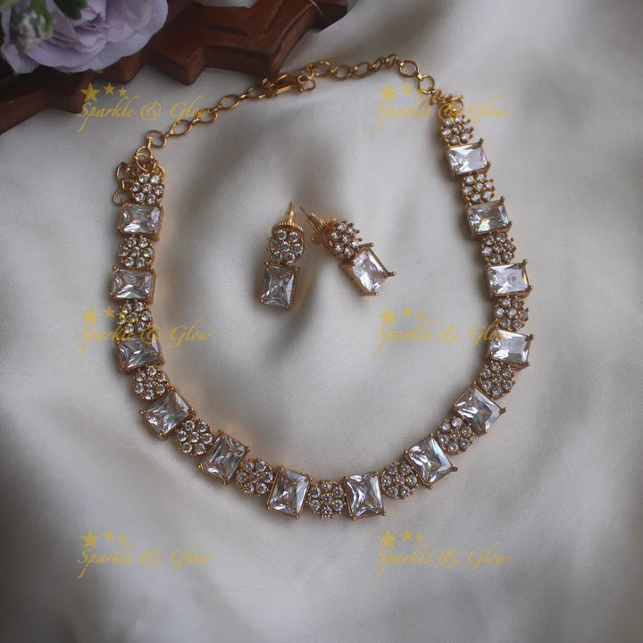 Beautiful floral green stone short necklace - Sparkle and Glow