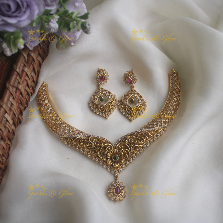 Beautiful gold alike floral necklace with beautiful earrings