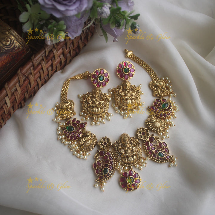 Glorious peacock lakshmi kemp necklace with pearls