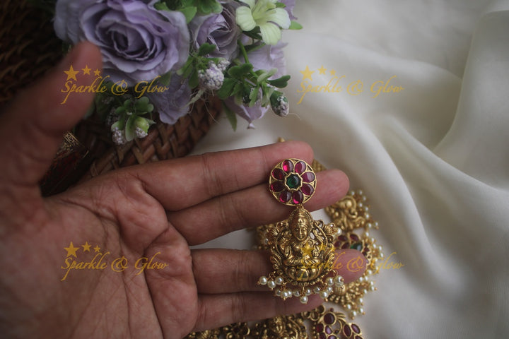 Glorious peacock lakshmi kemp necklace with pearls