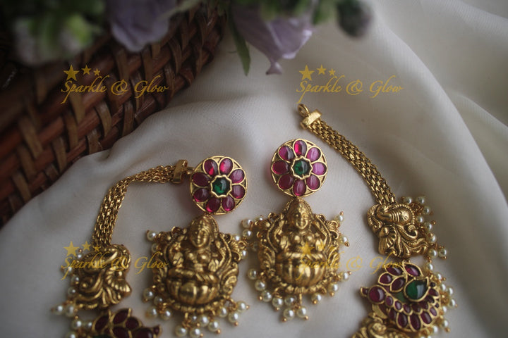 Glorious peacock lakshmi kemp necklace with pearls
