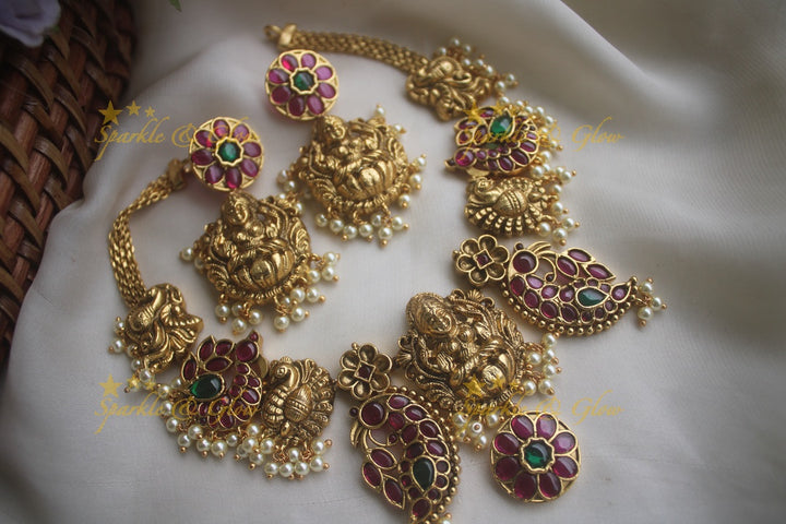 Glorious peacock lakshmi kemp necklace with pearls