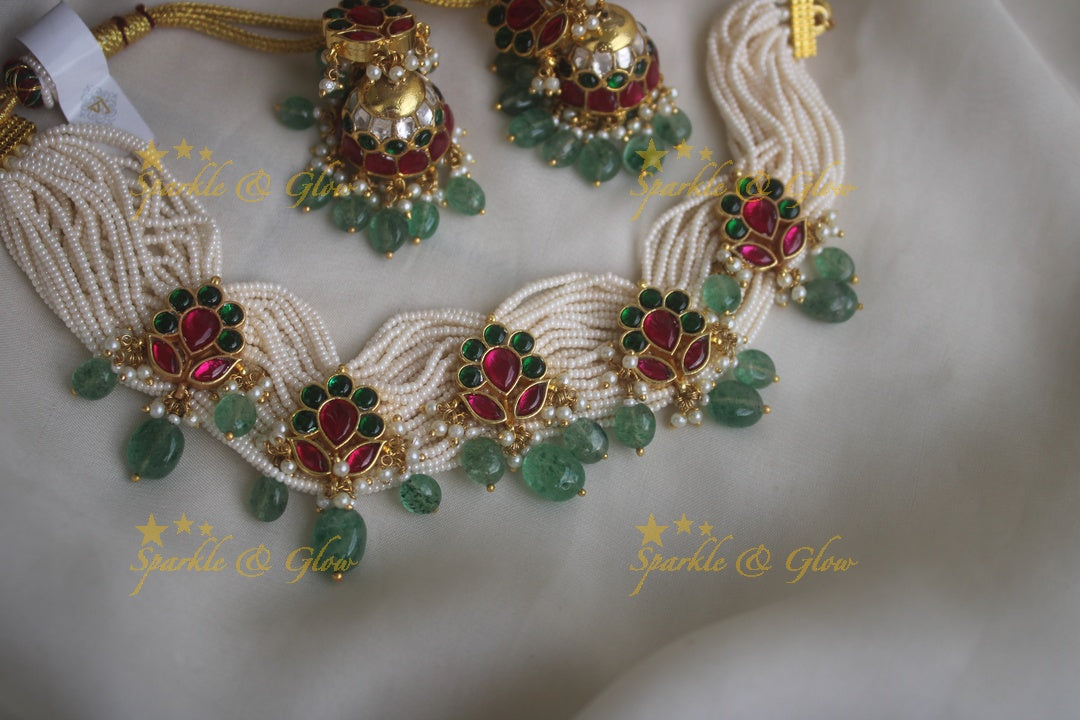 Statement floral pealr choker with grean beads