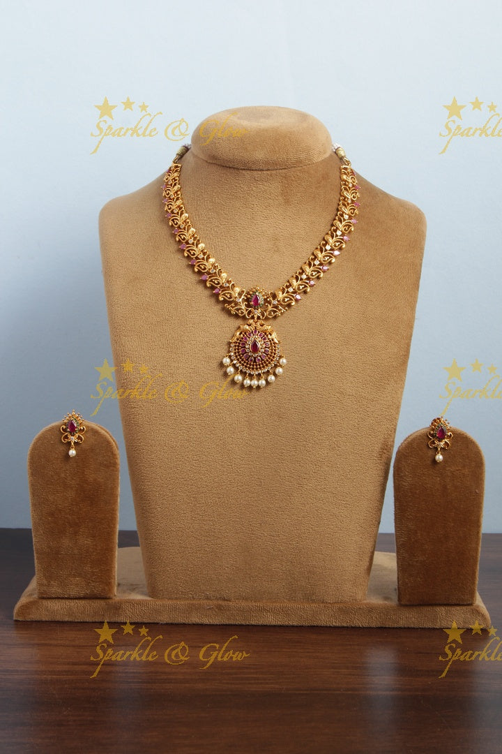 Fabulus leaf branch short necklace