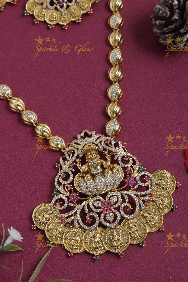 Intricate design lakshmi coin pendent necklace