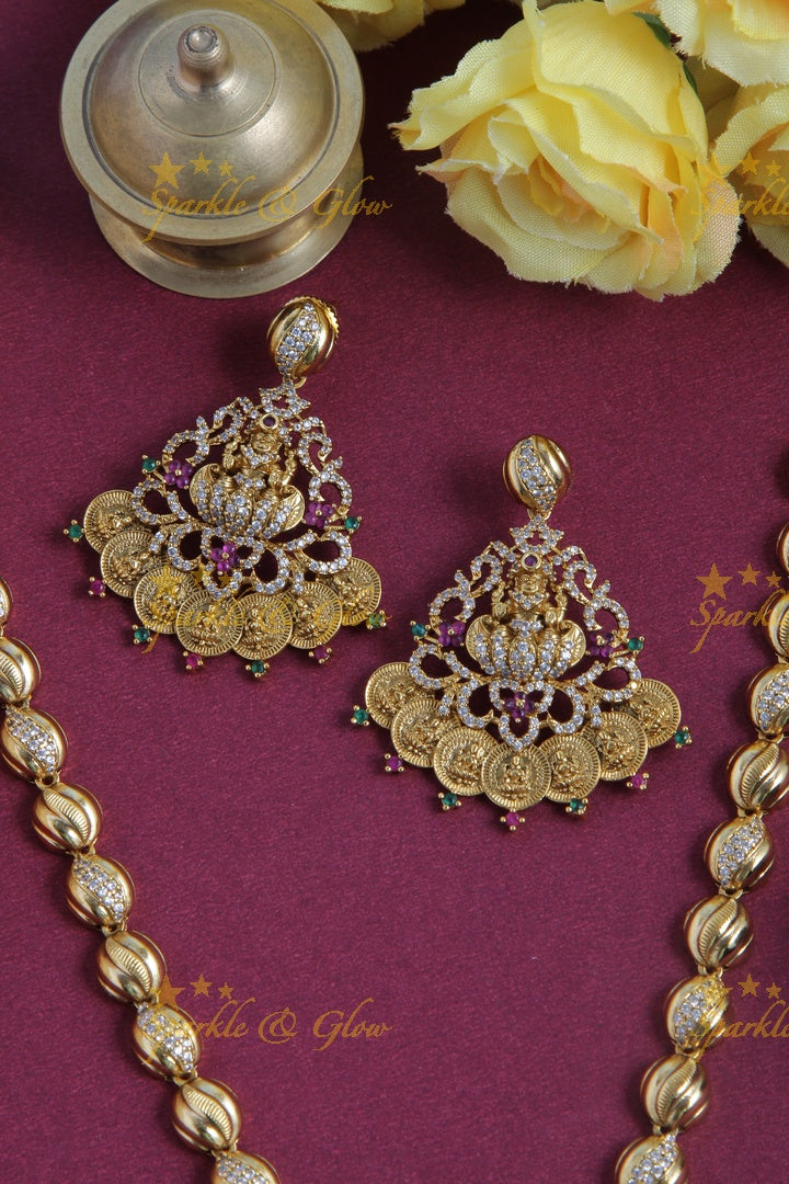 Intricate design lakshmi coin pendent necklace