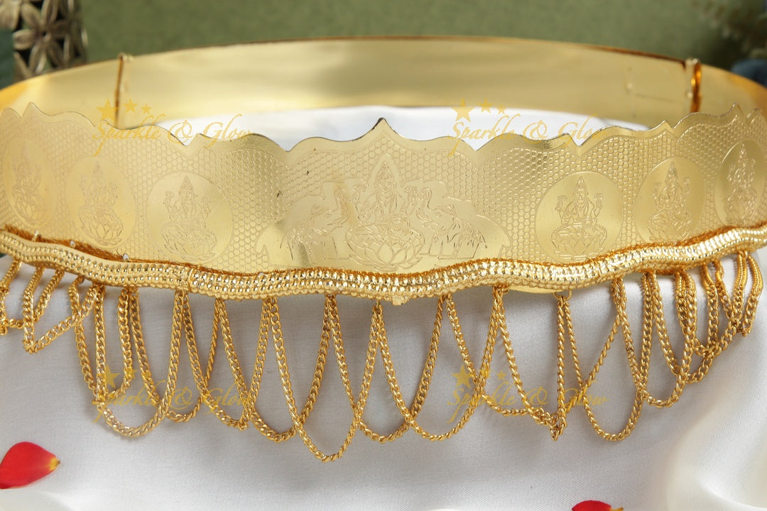 Gold polished budgetted plain lakhsmi hipbelt with chain hangings