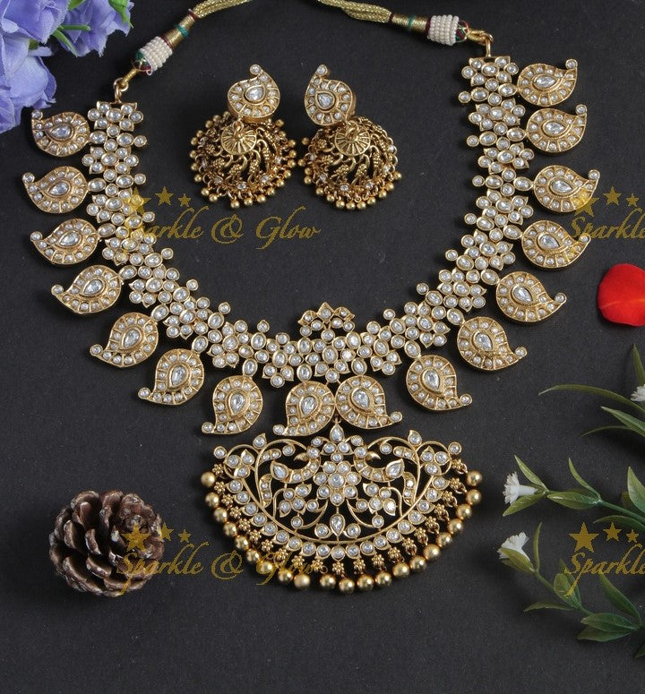 Beautiful gold alike mango floral short necklace - white