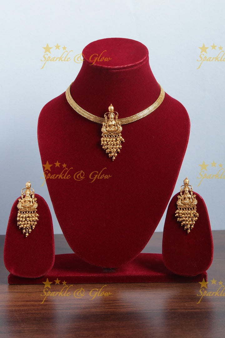 Gold alike lakshmi gold beads cluster pendent choker