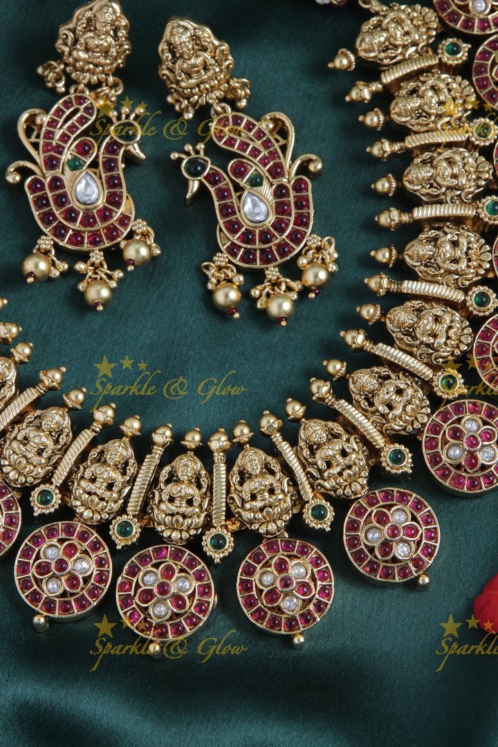 Glorious Lakshmi carved floral bottu short necklace - Sparkle and Glow - 