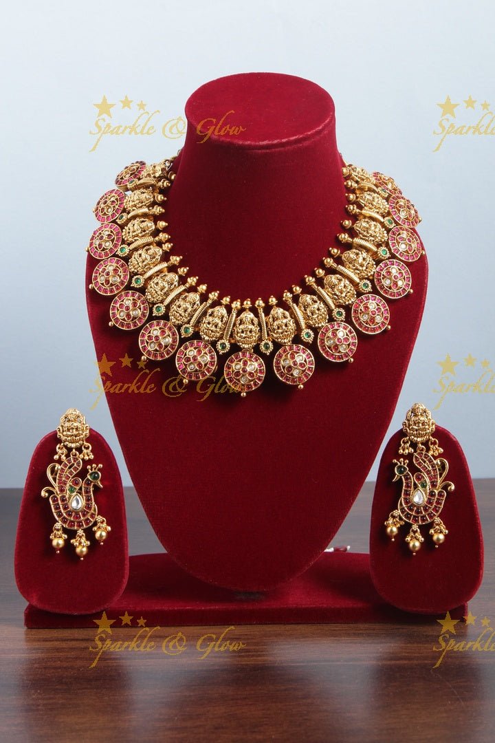 Glorious Lakshmi carved floral bottu short necklace - Sparkle and Glow - 