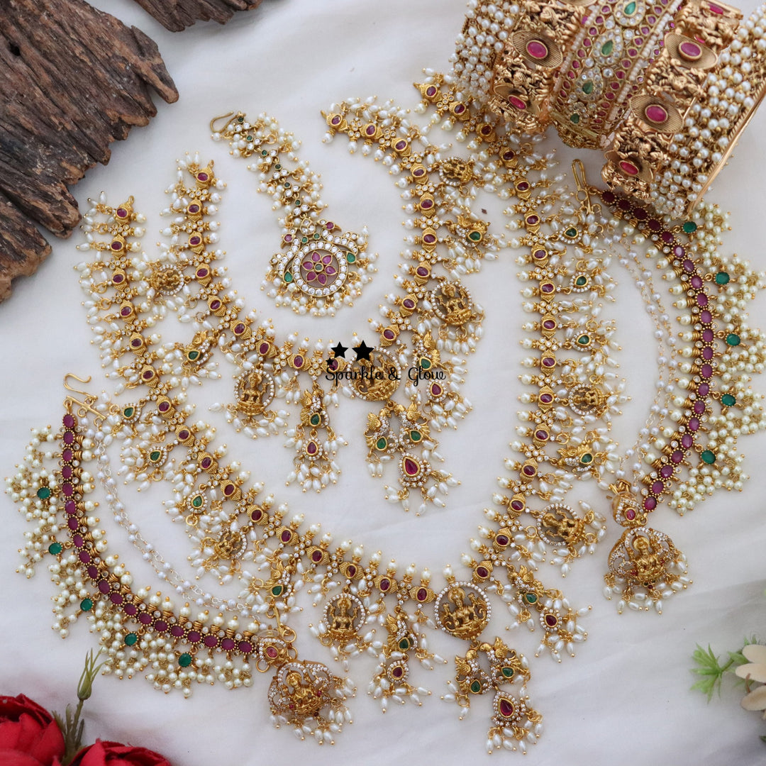 A Royal Legacy Around Your Neck
Wedding Season Sale Get 15% discount on sitewide
Get Free Gift Above 10k
Get Free Shipping above 7.5k &30k(Domestic&
International)
Get 7% discount on First Order
Visit website to place your order, link in the bio
www.sparkleandglow.co.in
1.ID L-27487,S-27486,E-23438,M-26862,EC-18795,B-27452_2_4,24595
2.ID L-27530,S-27529,E-23438,EC-25897,M-26862,B-27452_2_4,27440_2_6
3.ID L-27508,S-27543,EC-9534,M-27335,B-16717,24717
4.ID L-27551,S-27496,E-23438,EC-27929,B-27439_2_6,27452_2_