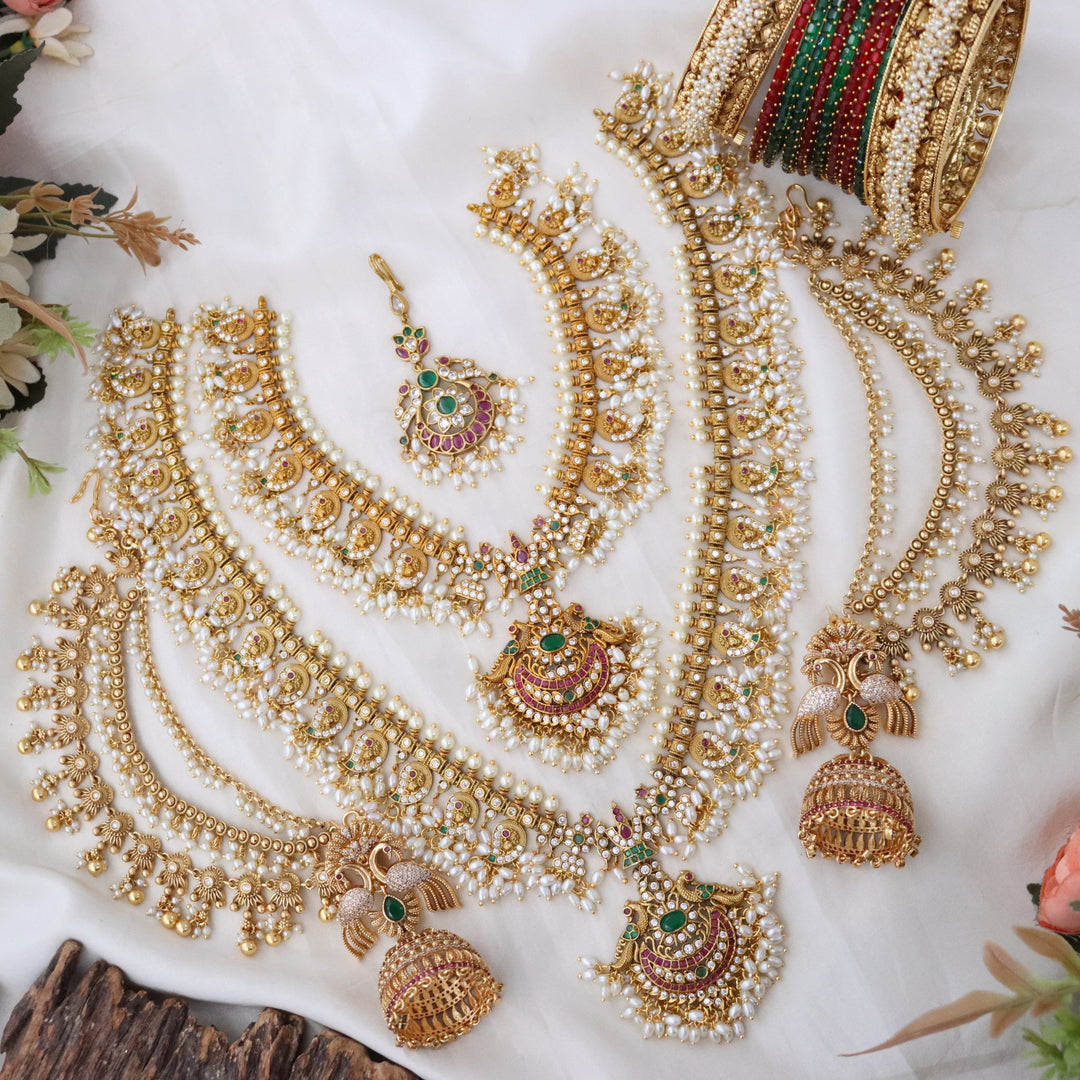 Obsessed is an understatement 😍
Wedding Season Sale Get 15% discount on sitewide
Get Free Gift Above 10k
Get Free Shipping above 7.5k &30k(Domestic&
International)
Get 7% discount on First Order
Visit website to place your order, link in the bio
www.sparkleandglow.co.in
1.ID L-18097,S-18087,EC-17023,M-25108,B-24583,18963
2.ID L-27554,S-27553,EC-22034,M-16042,B-24551,24595
3.ID L-27537,S-27538,EC-27928,M-26862,B-27432_2_8,27432_2_8
4.ID L-27536,S-27535,EC-27931,M-26871,B-27931
5.ID L-18685,S-18027,EC-28172,