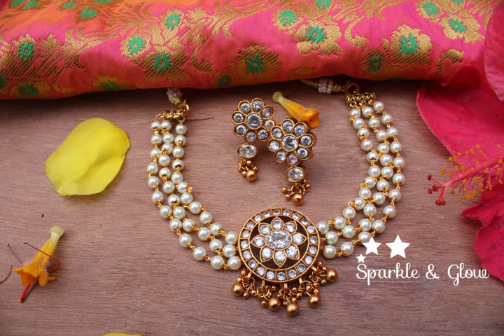 Pearl high neck choker - Navarathna - Sparkle and Glow - White - Back Thread