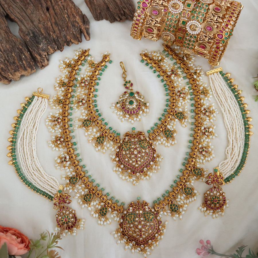 Obsessed is an understatement 😍
Wedding Season Sale Get 15% discount on sitewide
Get Free Gift Above 10k
Get Free Shipping above 7.5k &30k(Domestic&
International)
Get 7% discount on First Order
Visit website to place your order, link in the bio
www.sparkleandglow.co.in
1.ID L-18097,S-18087,EC-17023,M-25108,B-24583,18963
2.ID L-27554,S-27553,EC-22034,M-16042,B-24551,24595
3.ID L-27537,S-27538,EC-27928,M-26862,B-27432_2_8,27432_2_8
4.ID L-27536,S-27535,EC-27931,M-26871,B-27931
5.ID L-18685,S-18027,EC-28172,