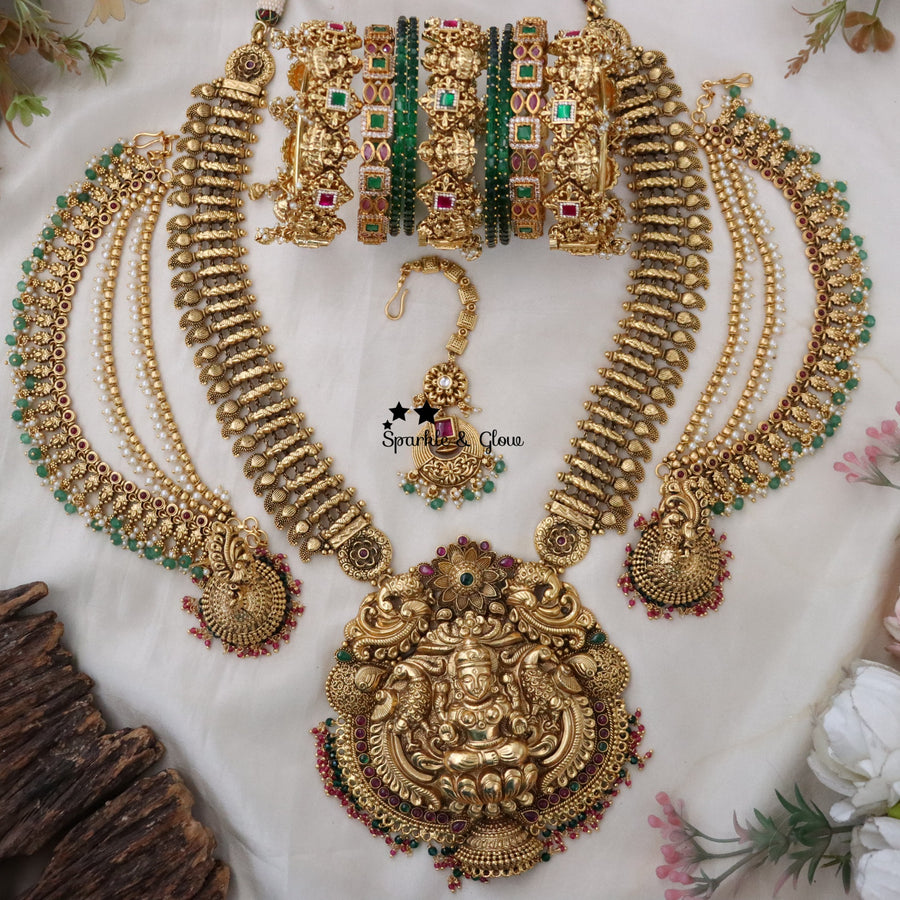 Make a statement that flows with every step ✨👑
Our Long Necklace Sets are designed to add that grand, regal touch to your look—perfect for layering or wearing as a statement piece 💫
Wedding Season Sale Get 15% discount on sitewide
Get Free Gift Above 10k
Get Free Shipping above 7.5k &30k(Domestic&
International)
Get 7% discount on First Order
Visit website to place your order, link in the bio
www.sparkleandglow.co.in
1.ID  L-7149,E-3749,EC-25914,M-25124
2.ID L-20228,E-19470,EC-27929,M-16120
3.ID L-705,E-2