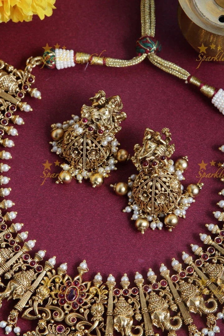 Gold alike stunning Ganesha necklace with pearl drops - red - gold Beads - Sparkle and Glow