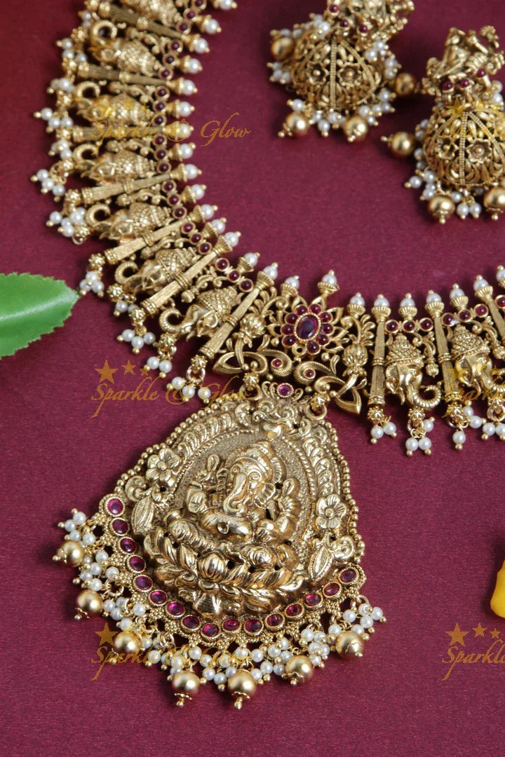 Gold alike stunning Ganesha necklace with pearl drops - red - gold Beads - Sparkle and Glow