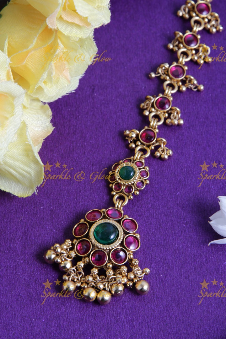 Gold alike floral kemp stone maangtikka
