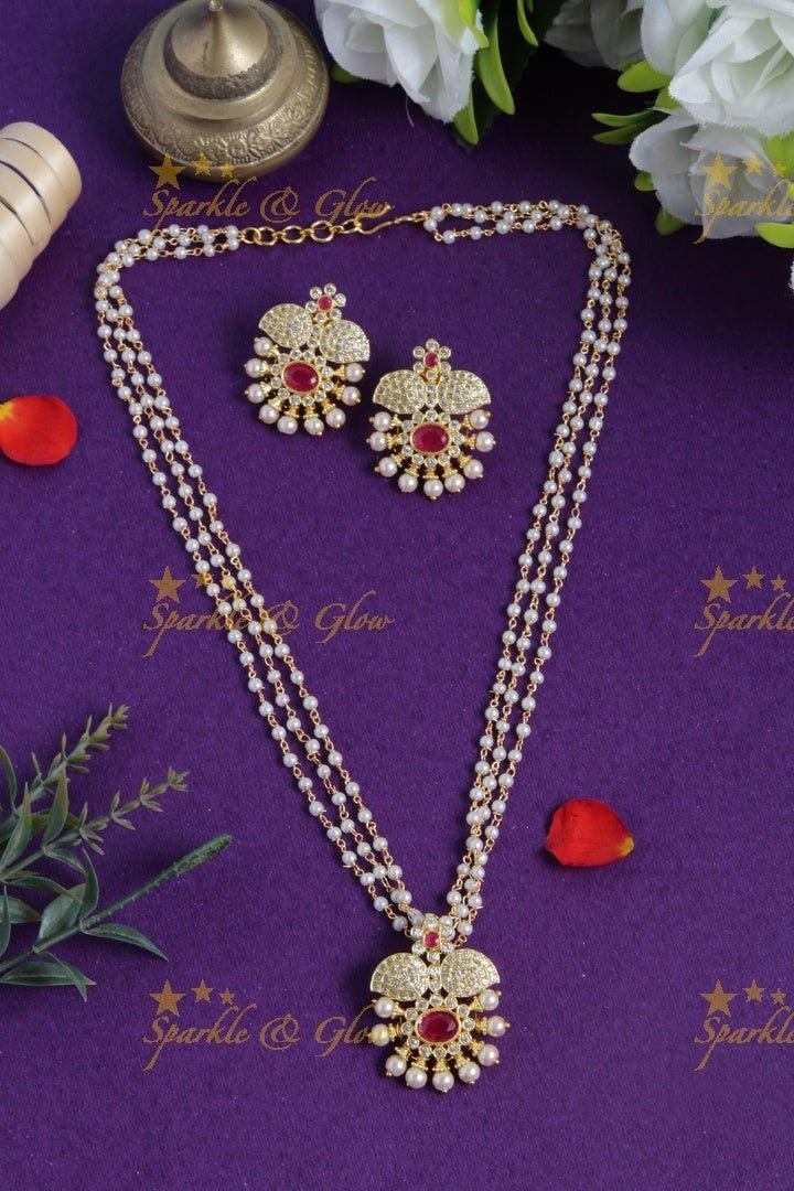Gold polished pearl pendent chain - Sparkle and Glow
