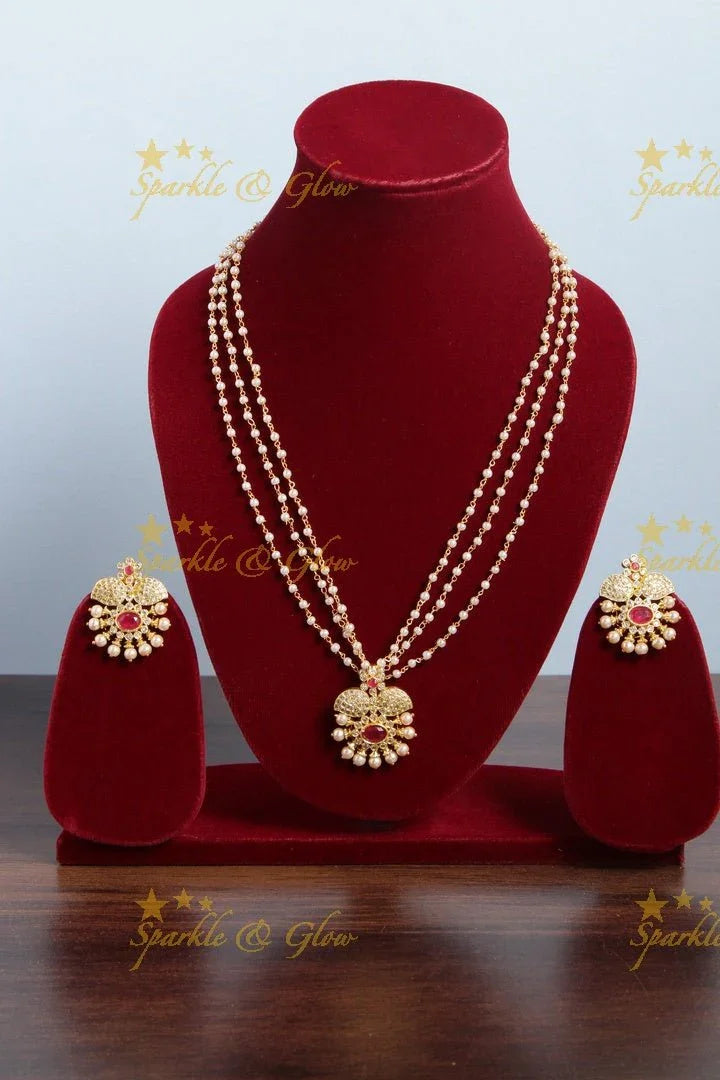 Gold polished pearl pendent chain - Sparkle and Glow