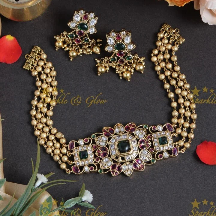 Gold alike Kemp floral choker - Gold - Sparkle and Glow