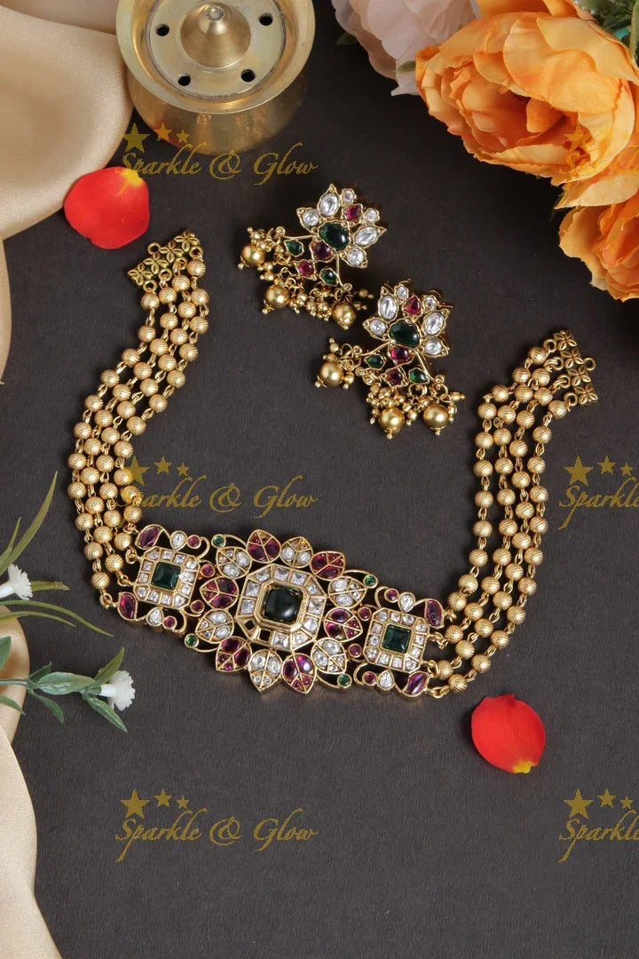 Gold alike Kemp floral choker - Gold - Sparkle and Glow