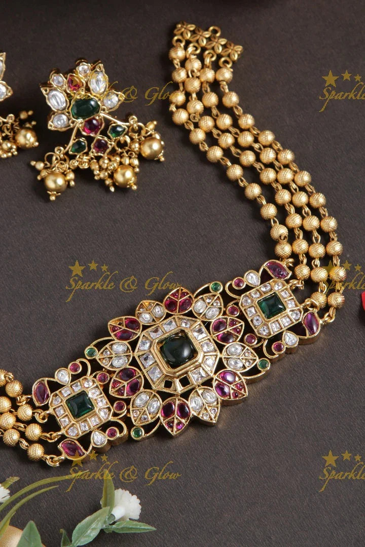 Gold alike Kemp floral choker - Gold - Sparkle and Glow