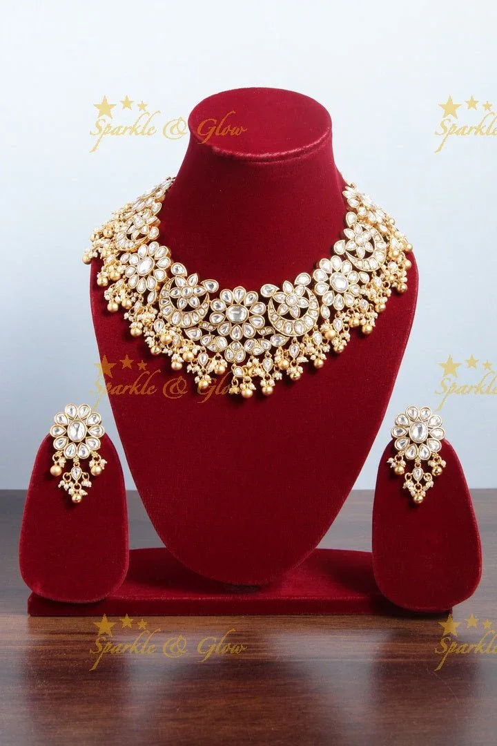 Gorgeous Kundan non idol floral gutta puslau necklace - Sparkle and Glow