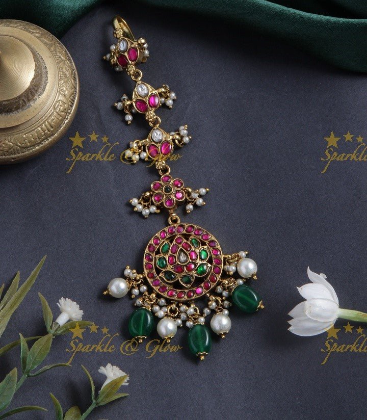 Jadau lotus single line maangtikka with pearl and green beads - Sparkle and Glow - 